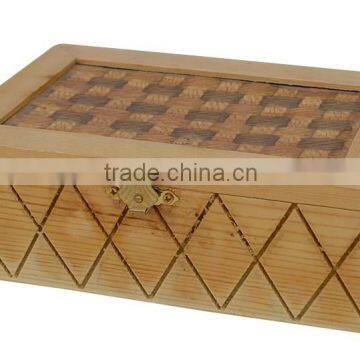 2015 year China suppliers sale factory price FSC&SA8000 antique color wood jewellery box with acrylic lid