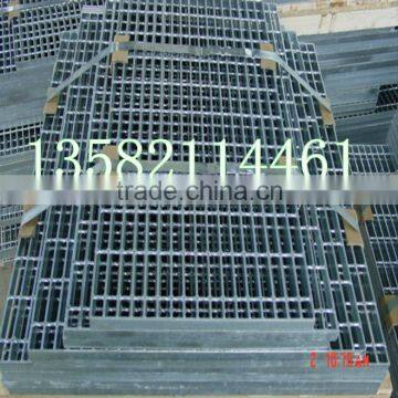 pressure locked steel grating