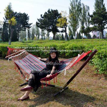 Hammock With Spread Rod