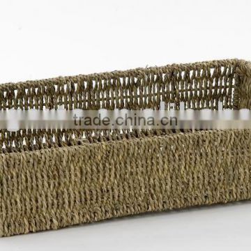 straw basket with handle