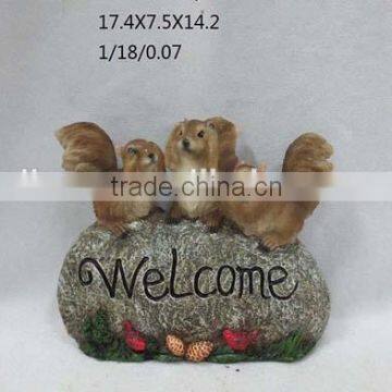 Garden Statues Squirrel Decoration for Garden Decoration