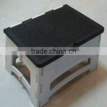 colored foldable plastic stool / folding stool with good quality