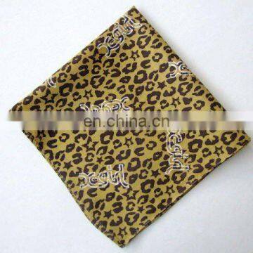 newest Attractive leopard style 100% cotton printed square bandana