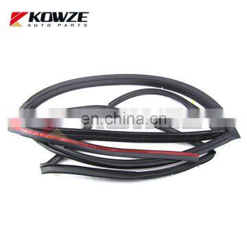 Rear Door Opening Weatherstrip For Mitsubishi Pajero Montero V31 V32 MR120677 MR120678