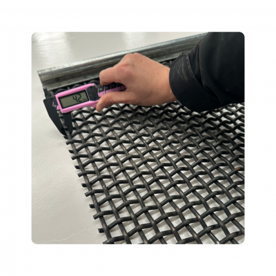 Steel Woven Wire Mesh Vibrating Screen Panel for Aggregates Screening photo-3