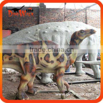 Fiberglass maiasaura dinosaur sculpture for park