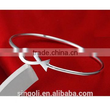 Modern stylish bracelet alibaba express cutout cute fish bracelet tiny silver bracelet carved letter slap bracelet