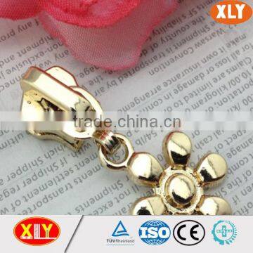 Shenzhen Xly Wholesale Gold Zipper Metal Sllider photo-4