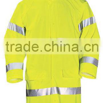 HI VIZ PU RAINCOAT WITH REFLECTIVE TAPE