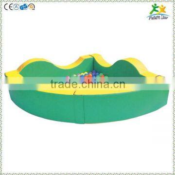 FS-SP-041G customized eco-friendly PVC & EPE & Wood kids corner wave pool with colorful sea-balls