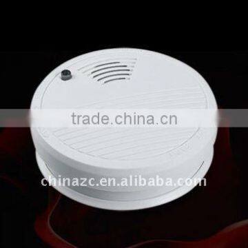 Stand alone smoke alarm