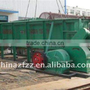 Box-type rotating feeder used for storage clay