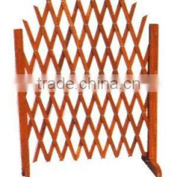 wooden trellis