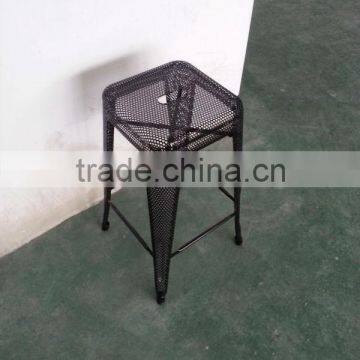 2014Hot sale metal mesh restaurant stool