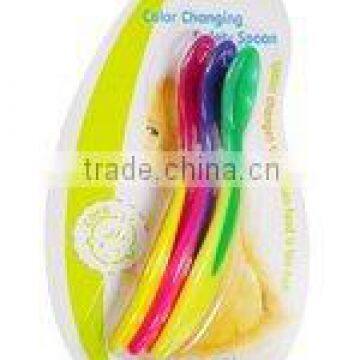 High Quality Baby Temperature Colored Changing Plastic Heat Sensitive Spoon photo-2