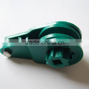 RIBBON INSULATOR FOR ELECTRIC FENCE POLYWIRE