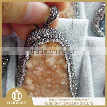 Autumn Chain pendant Geode crystal fashion design