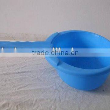 blue plastic strainer baskets