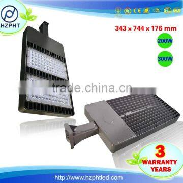 10m 80w High Lumen for Village, Park, Garden, Road, Parking Lot Solar Powered LED Light, Good Price Solar Street Light