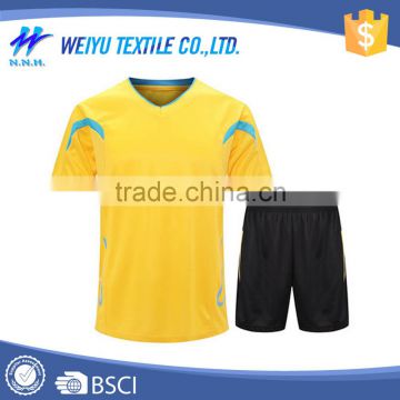 Latest design men blank soccer jersey wholesale