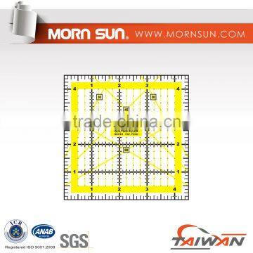 4.5"x4.5" Plastic Measuring Quilting Ruler