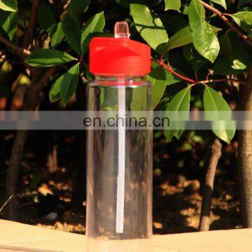 Outdoor Portable Plastic Water Bottle With Straw 700ml photo-4