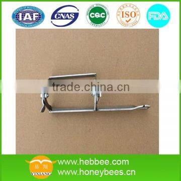 Multi-function comb frame gripper for bee hive