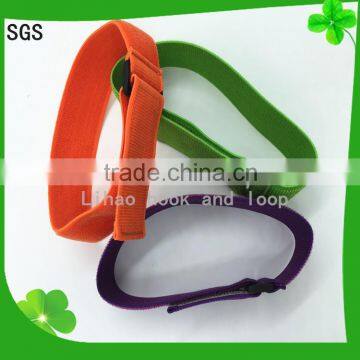 Elastic buckle strap