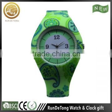 Ladies spring series green color silicone wrist watch with japan movt