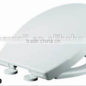 European standard toilet seat with soft close stainless steel hinges for portable wc in the bathroom