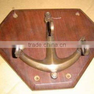 anchore brass Key hoder with wooden base