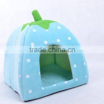 2015 Special Design High Quality Strawberry Shape Pet Lounge House