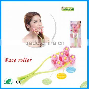 2016 Plastic V Shape Face Slimming Roller Massager