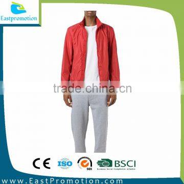 CUSTOM MENS 190T HOODED LIGHTWEIGHT R WATERPROOF WINDBREAKER JACKET IN RED