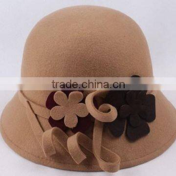 wholesale charming women winter wool felt cloche hat with selt flowers