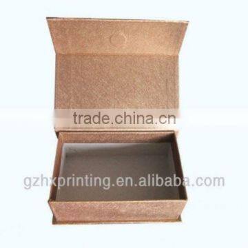 Spot color printing paper box magnetic closure