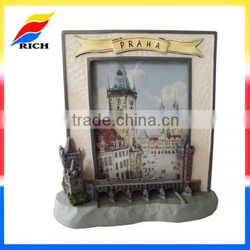 2016 new style Charles Bridge souvenir resin photo frame for picture