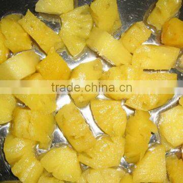 canned pineapple slices in light syrup