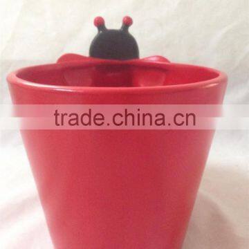 Personalized Handmade Color Painted Ceramic Bee Flower Pot for Sale photo-3