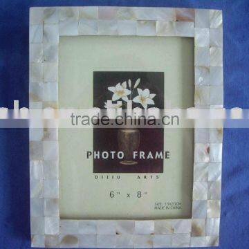 Natural shell photo frame in a variety of designs