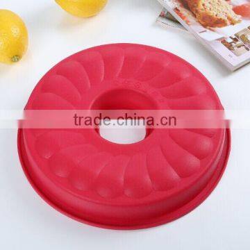 Round Hole Shape Bundt Cake Silicone Mold