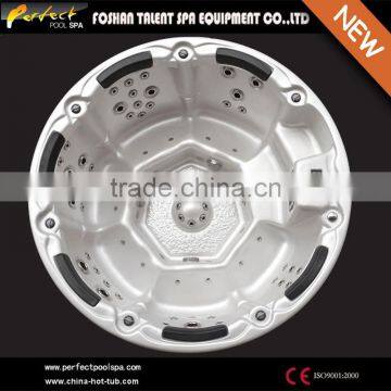 Outdoor Spa Round Bathtub for Family With Seven Seats