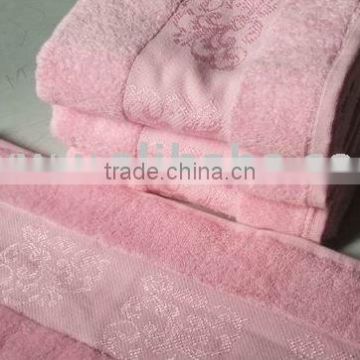 Jacquard towels