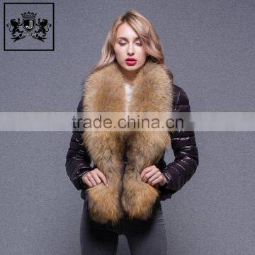 New Style Outdoor Fashion Ultra Light Women Down Jacket With Fur Collar For Winters