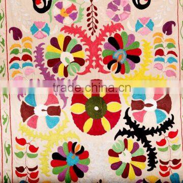 Suzani Twin Size Vintage Bedspread Beautiful Uzbek Embroidery Suzani Tapestry Handmade Suzani Flower Blanket photo-2