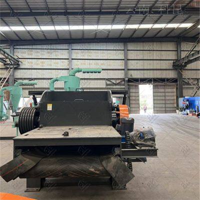Heavy-Duty Wood Crusher With 30HP Diesel Engine for Industrial Use