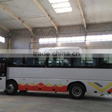 Sales Africa EURO III 9.8m 48 seats low floor luxury bus with front Cum mins engine ZF gearbox