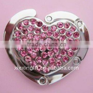 heart metal hanger with diamond