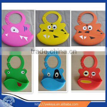 Latest design 2016 soft cute silicone bib,Factory wholesale lovely silicone baby bib,cartoon animal patterns waterproof baby bib