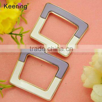 purple and white rectangle metal shoes clips WSC-362